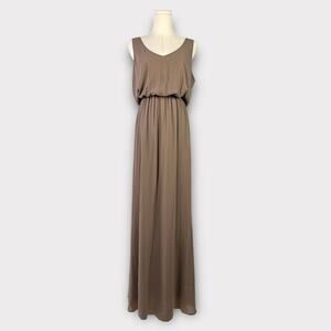 Show Me Your Mumu Kendall Maxi Dress in Dune Chiffon Size Medium